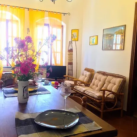 Casa Celine Apartment *